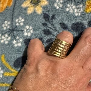 Semanario ring have 7 day 14 k gold solid